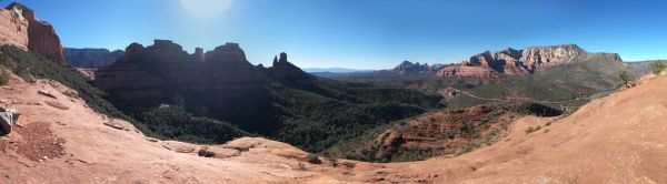 Mitten Ridge, Sedona (pan)